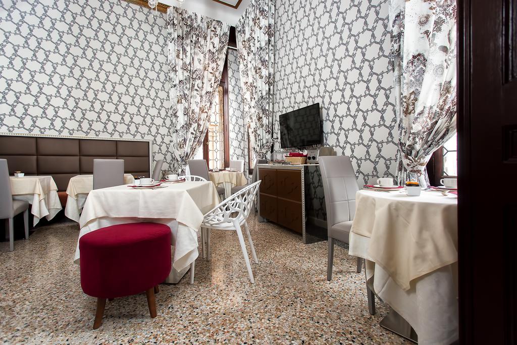 Hotel Ca' Nobile Corner Venecia Exterior foto