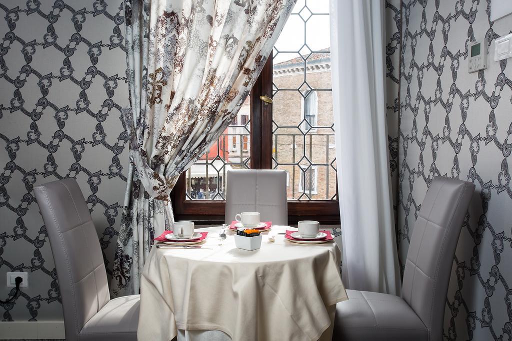 Hotel Ca' Nobile Corner Venecia Exterior foto